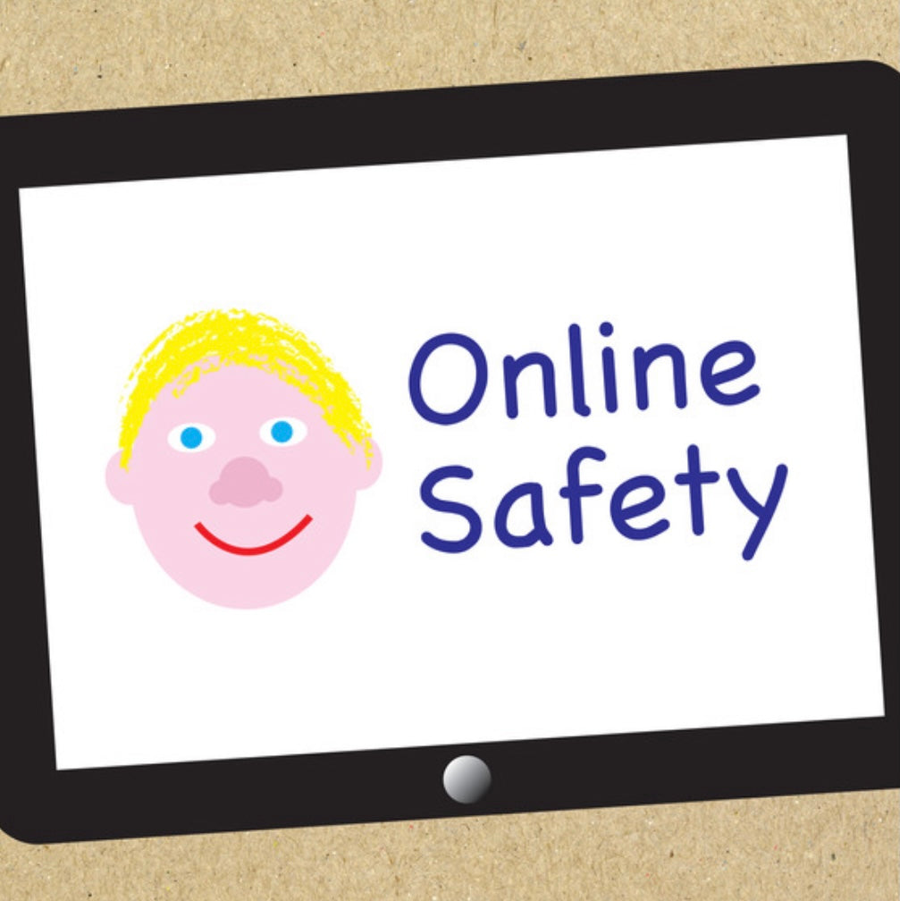 6 Friendly Reminders That Keep Your Child Safe Online